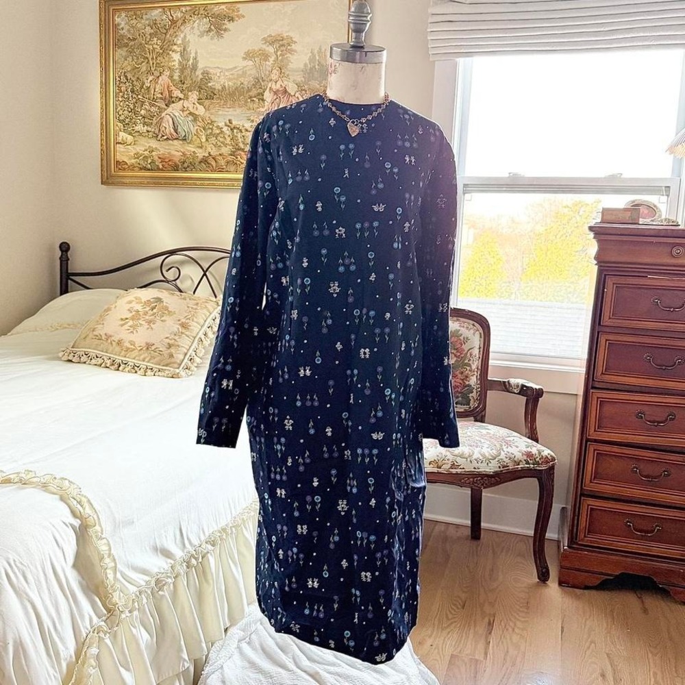 70s navy floral dress‎  70s navy floral long sleeve dress